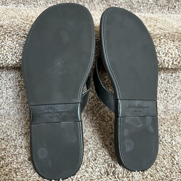 Salvatore Ferragamo Men\'s Brown/Black Leather Flip Flops main image 13